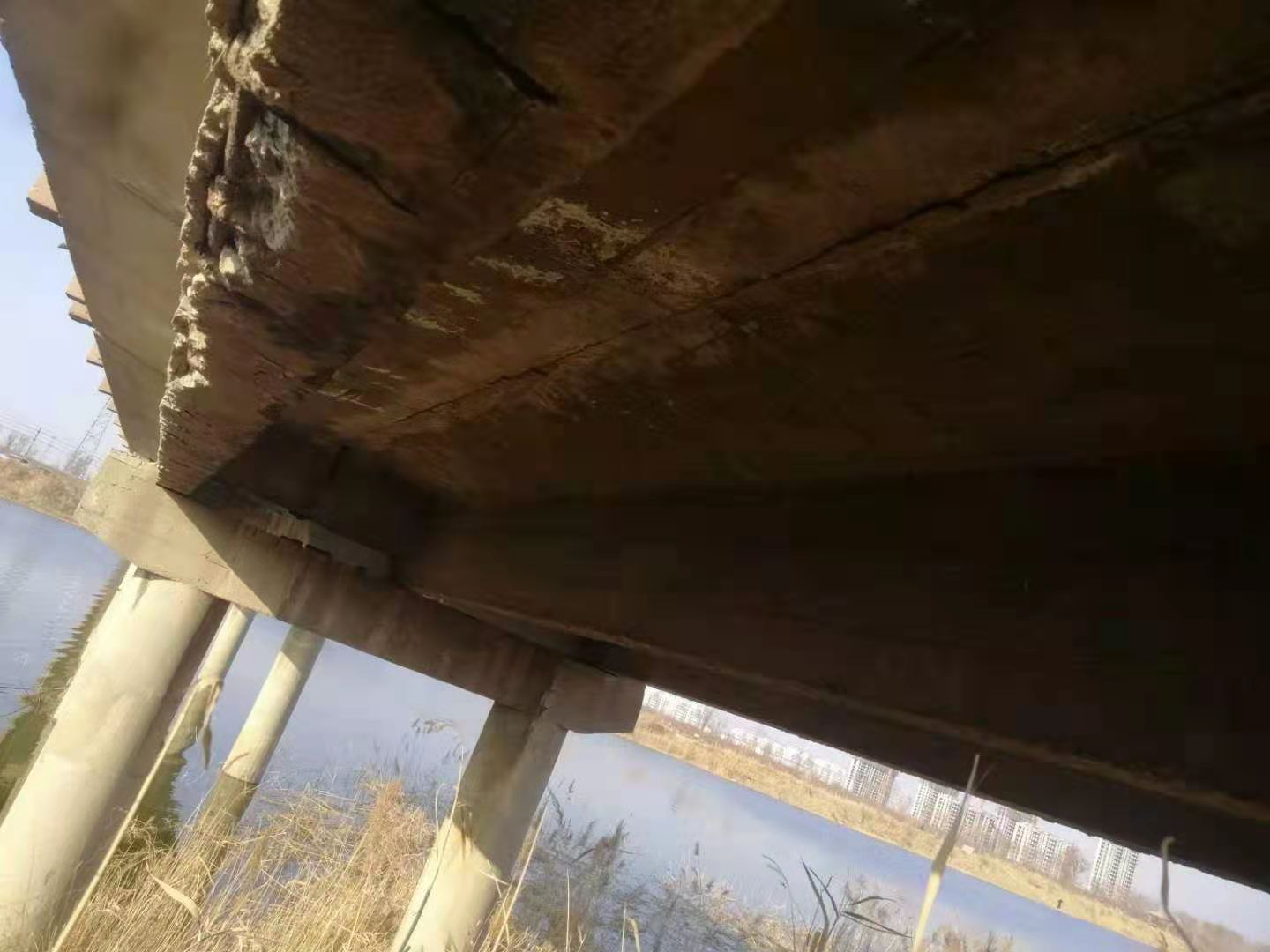 南岸道路桥梁结构的常见病害
